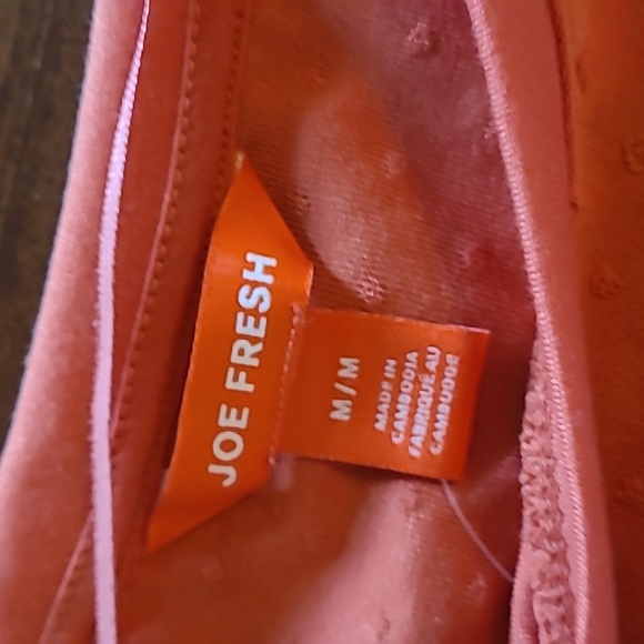 NWOT size M Joe Fresh textured tee - Picture 2 of 4